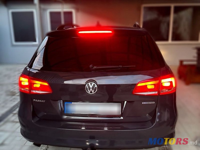 2014' Volkswagen Passat photo #3