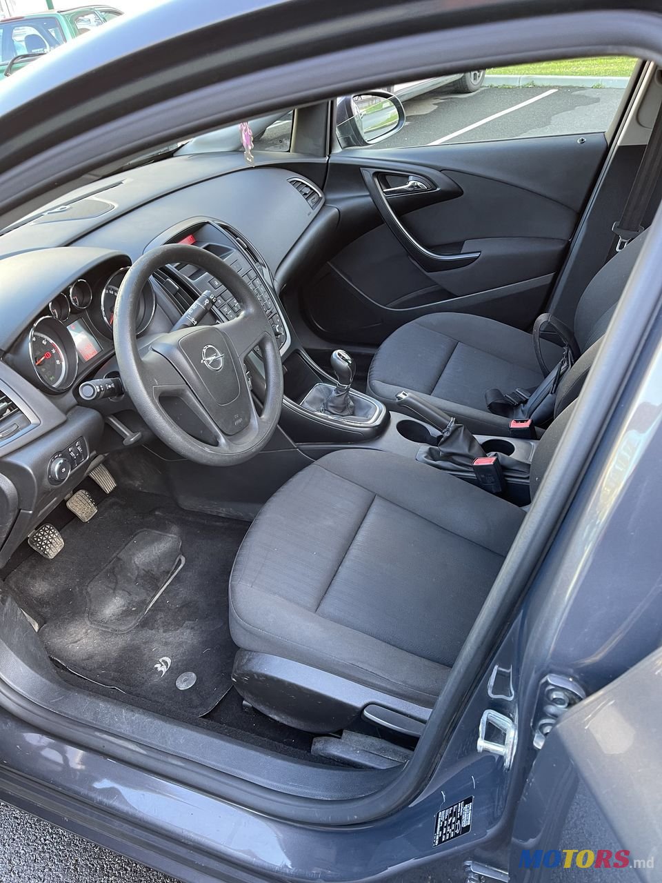 2014' Opel Astra photo #6