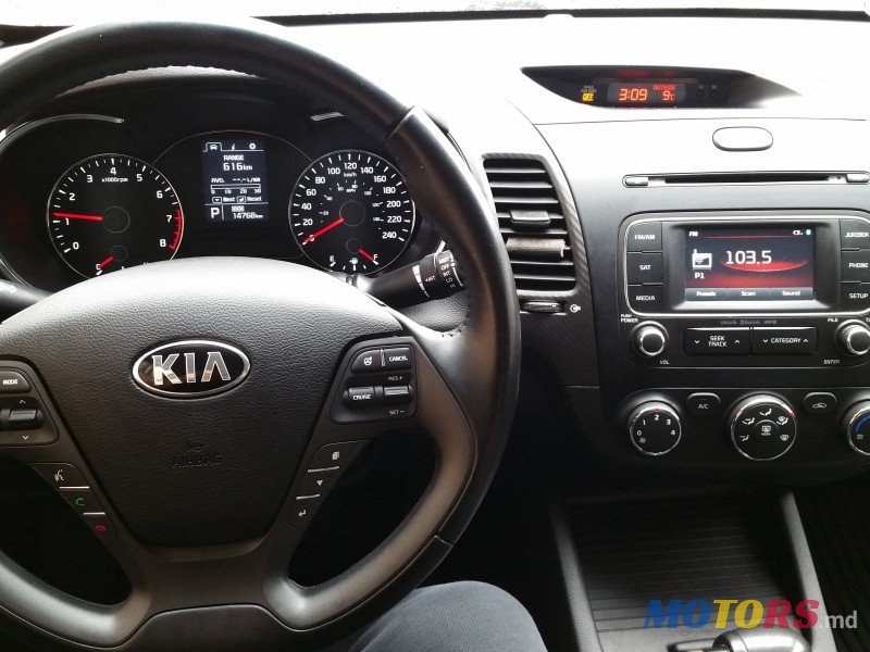 2014' Kia Cerato Forte EX GDI photo #6