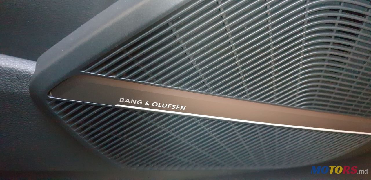 2018' Audi Q5 photo #3