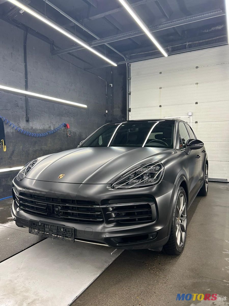 2018' Porsche Cayenne photo #1