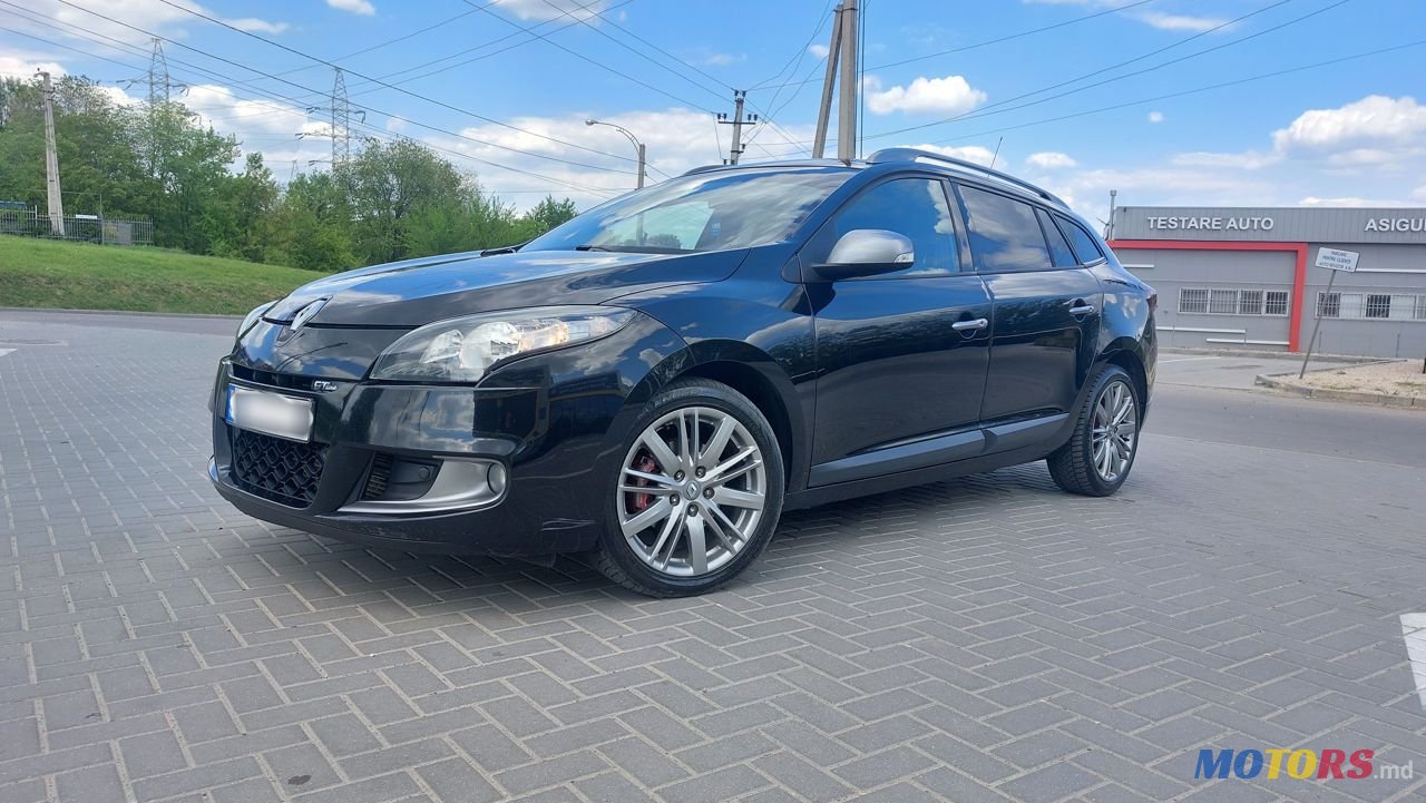 2012' Renault Megane photo #6