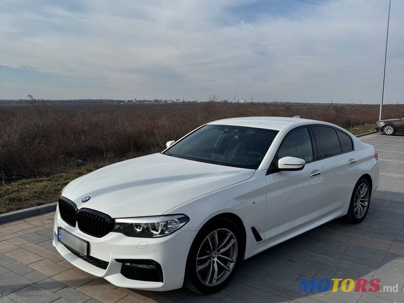 2017' BMW 5 Series photo #2