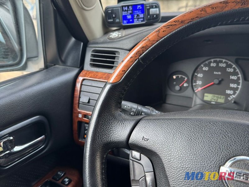 2005' Nissan Patrol photo #4