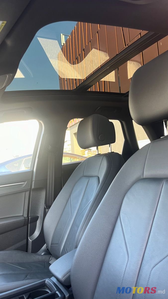 2019' Audi Q3 photo #6