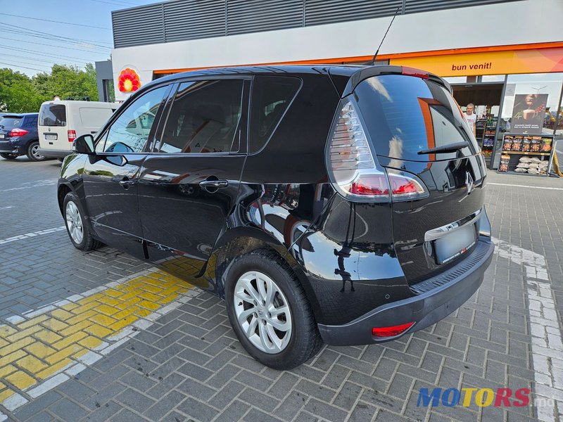 2012' Renault Scenic photo #4