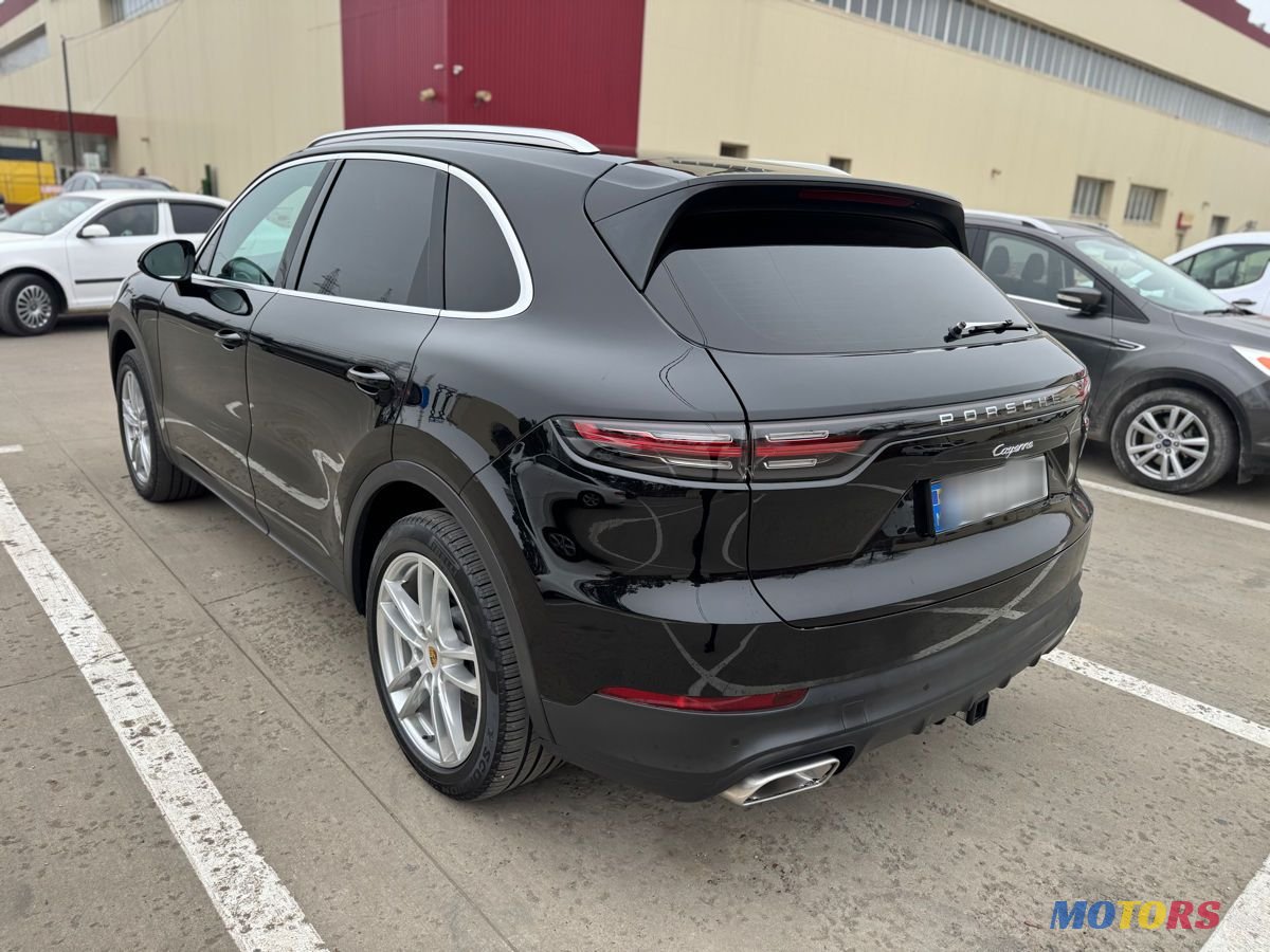 2019' Porsche Cayenne photo #4