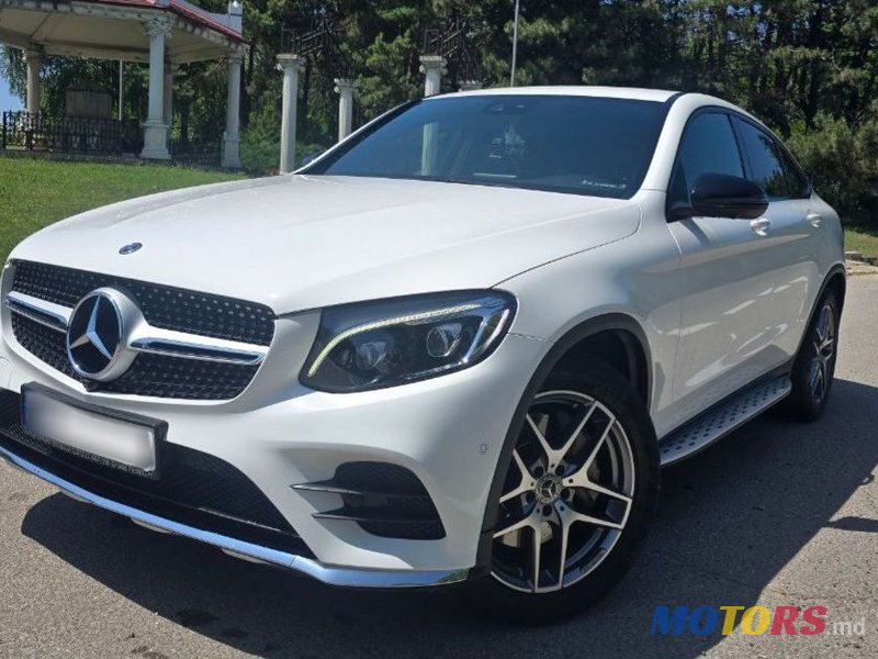 2018' Mercedes-Benz Glc Coupe photo #1