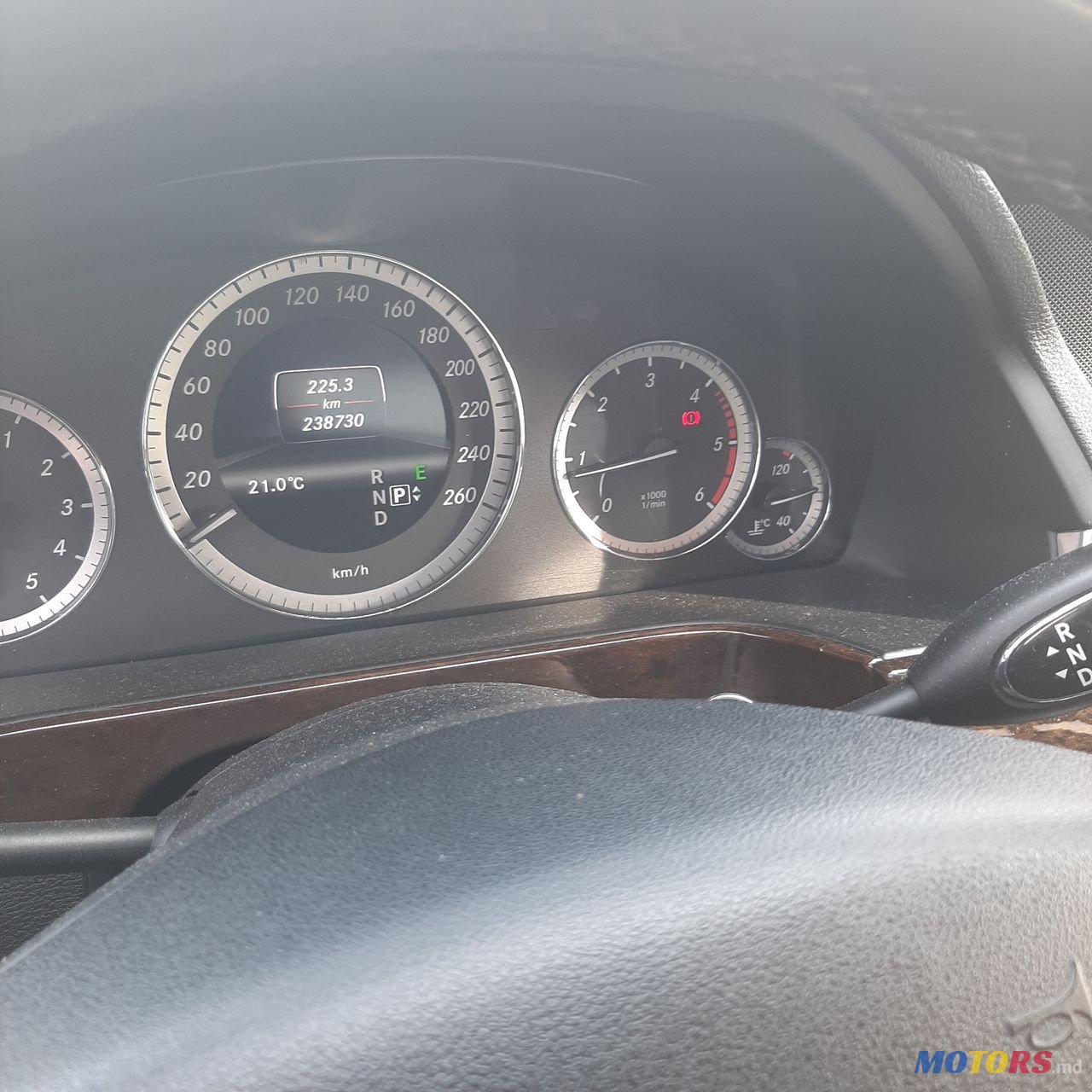 2013' Mercedes-Benz E Класс photo #6