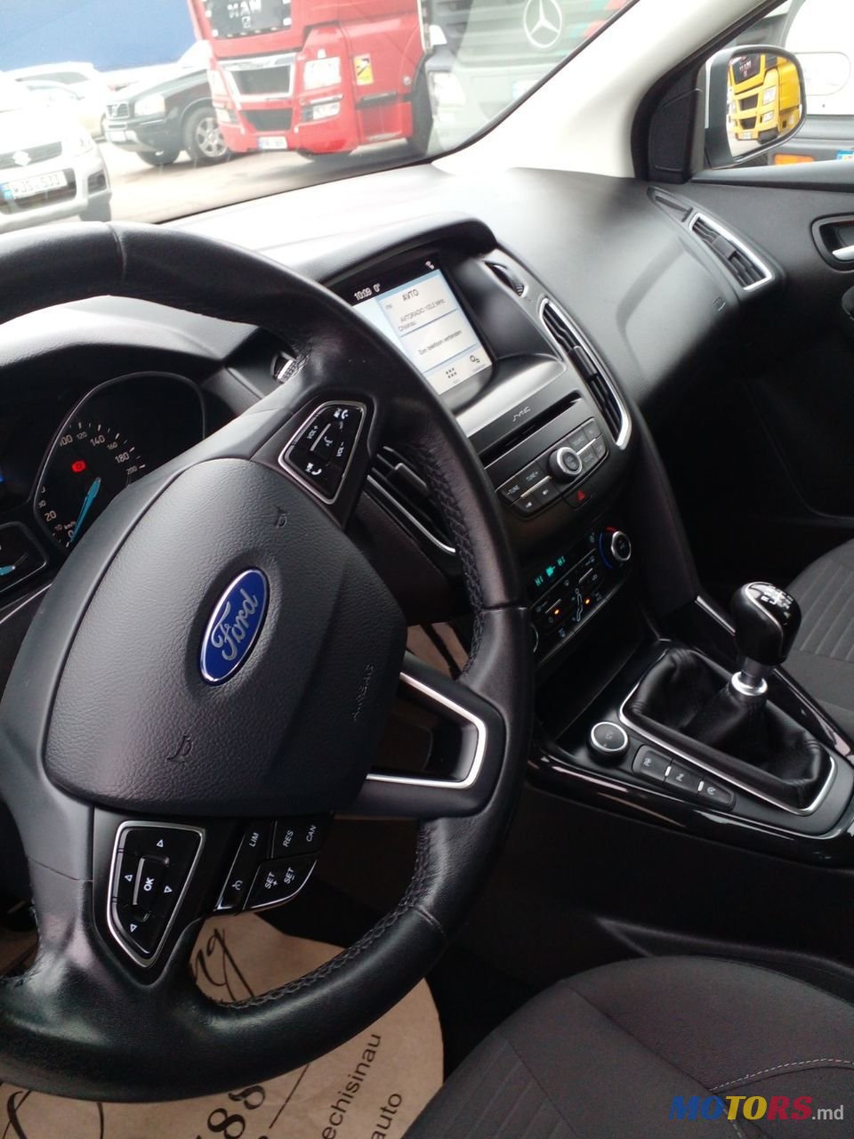 2016' Ford Focus photo #4