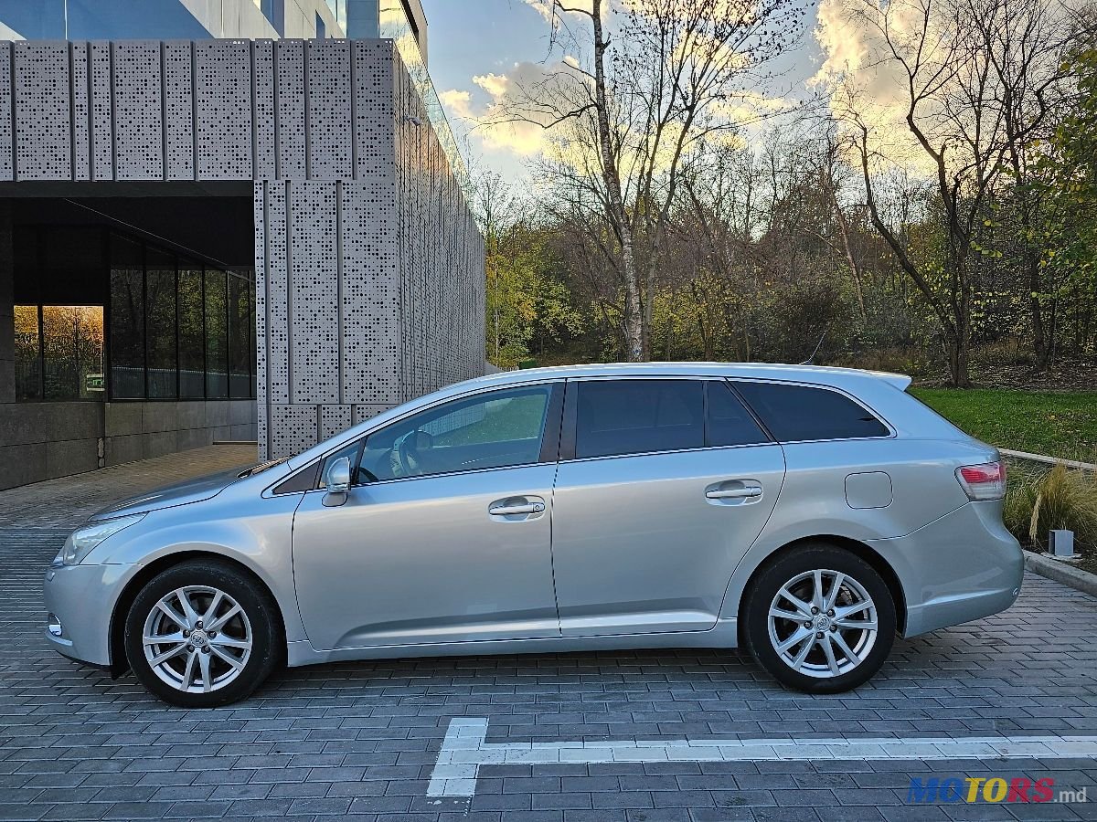 2009' Toyota Avensis photo #4