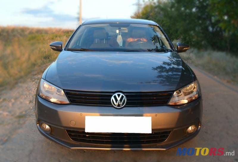 2011' Volkswagen Jetta photo #1