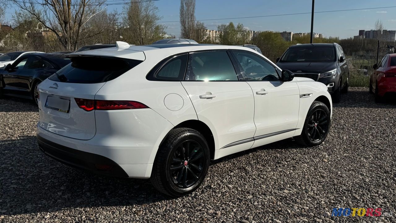 2017' Jaguar F-Pace photo #3