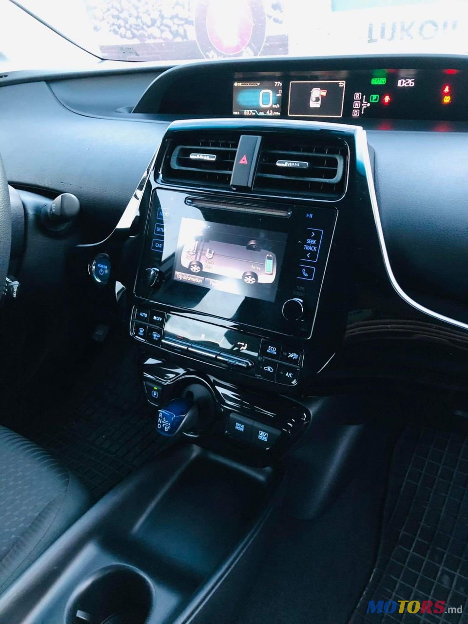 2016' Toyota Prius photo #4