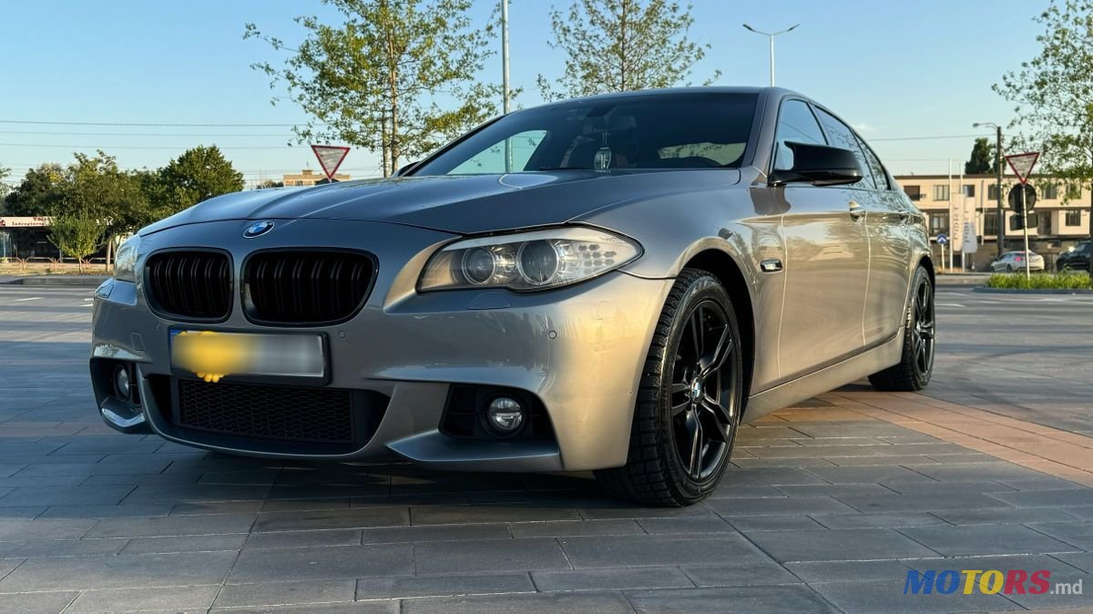 2012' BMW 5 Series photo #5