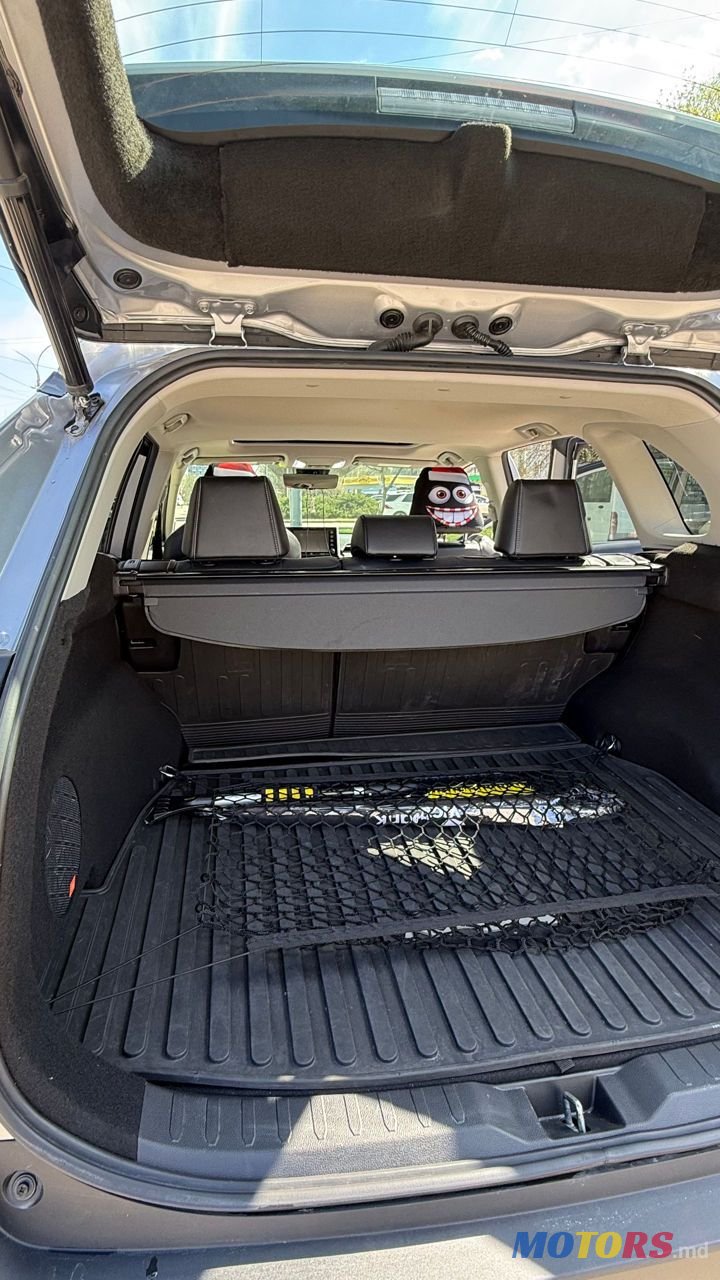 2021' Toyota RAV4 photo #5