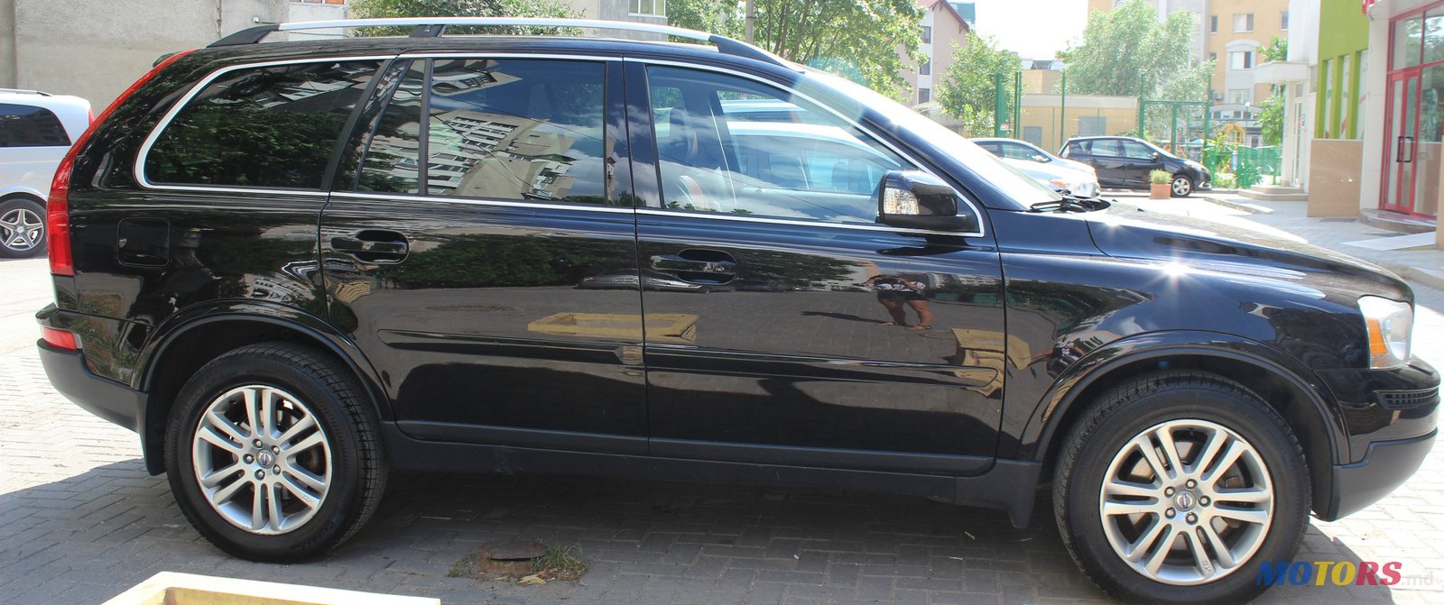 2009' Volvo XC90 Executive photo #4