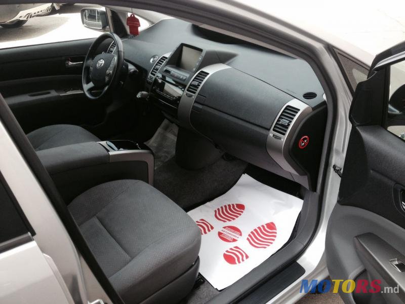 2006' Toyota Prius photo #3