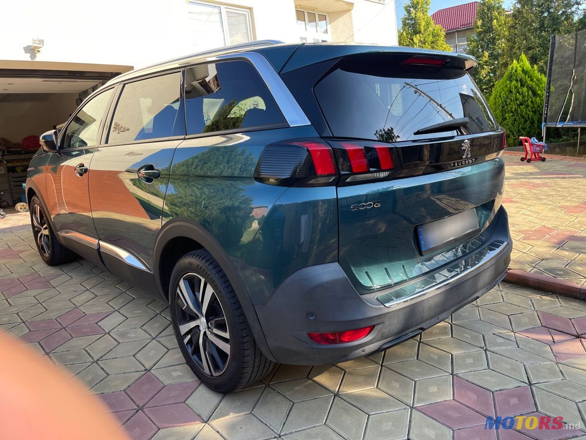 2018' Peugeot 5008 photo #5