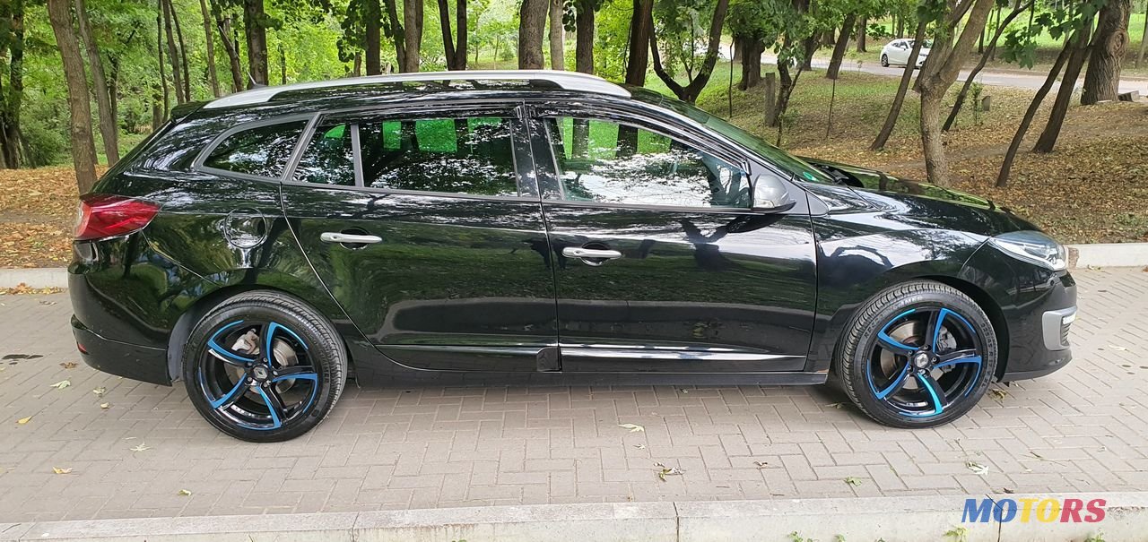 2014' Renault Megane photo #4