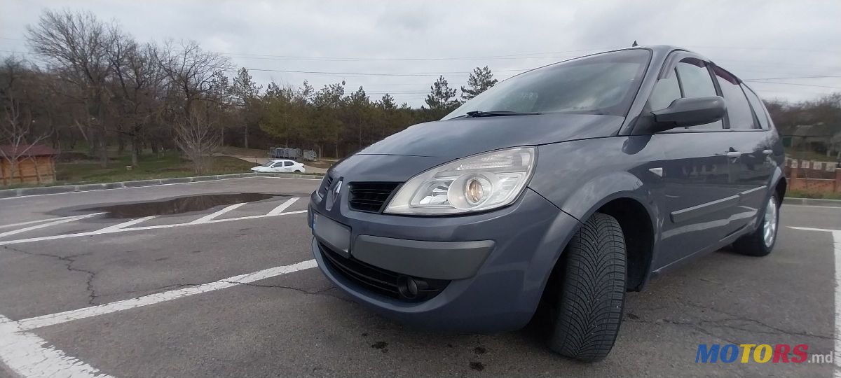 2007' Renault Grand Scenic photo #3