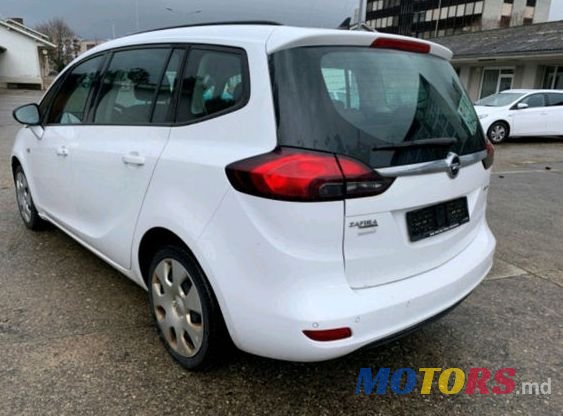 2012' Opel Zafira photo #3