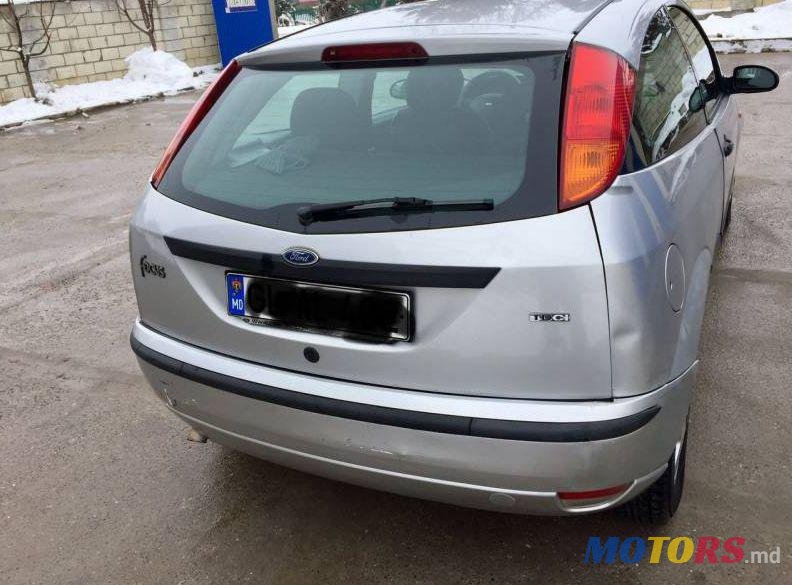 2003' Ford Focus photo #2