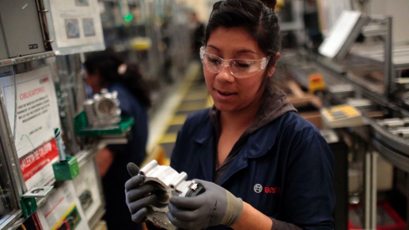 Auto industry scrambles to get ahead of Trump Mexican tariffs