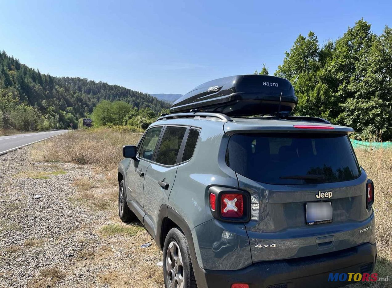2018' Jeep Renegade photo #3