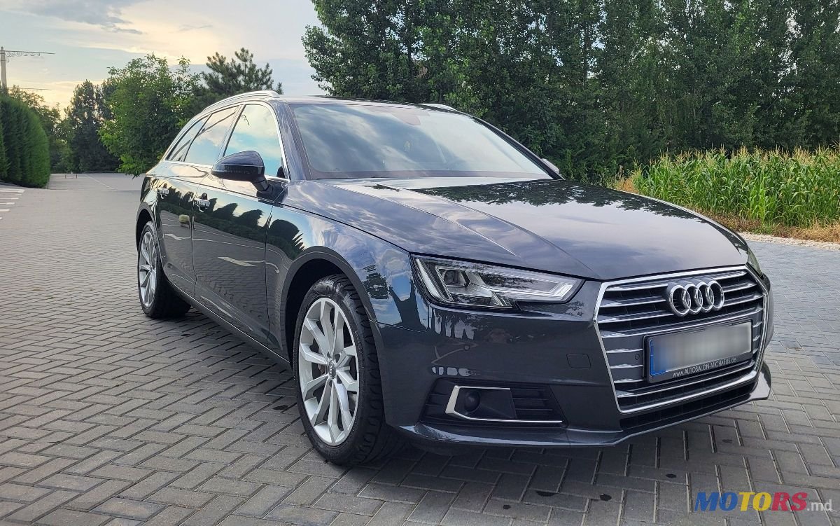 2018' Audi A4 Avant photo #1
