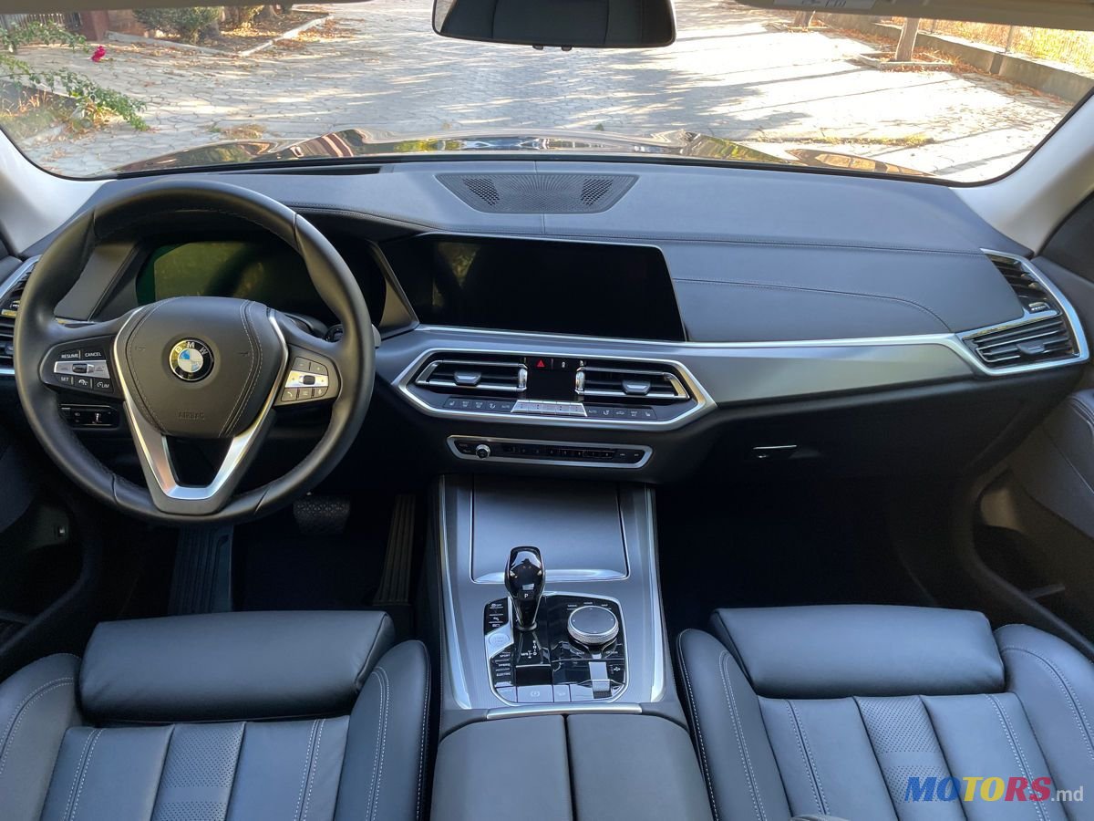 2020' BMW X5 photo #6