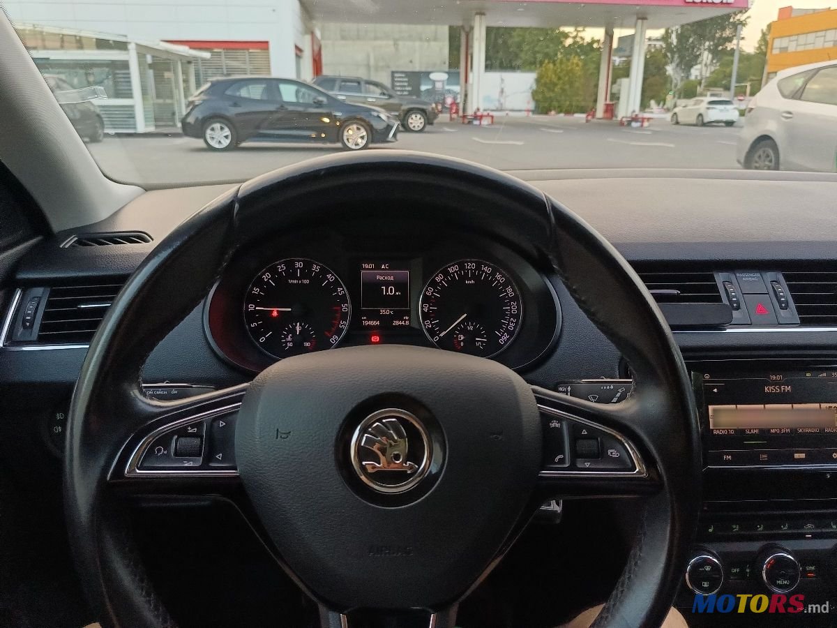 2016' Skoda Octavia photo #5