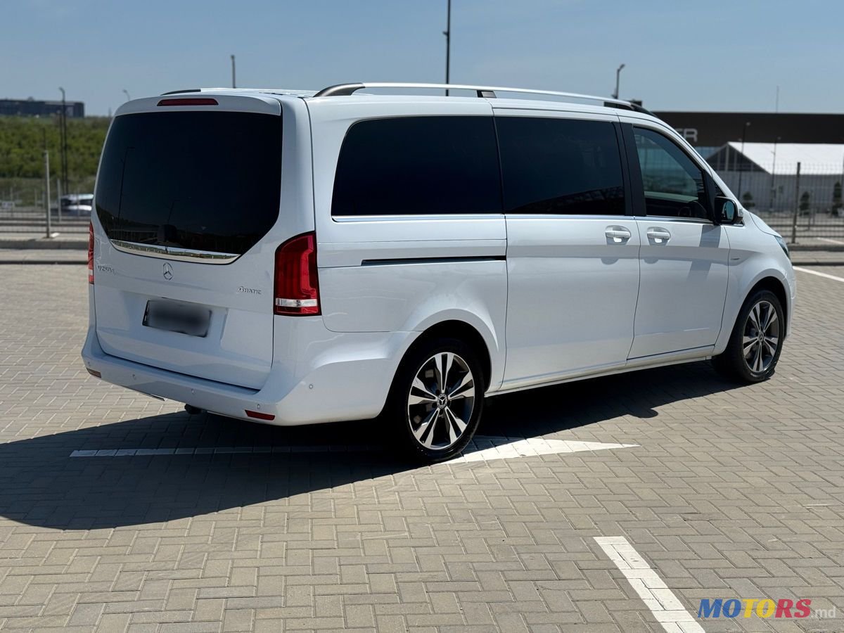 2018' Mercedes-Benz V-Class photo #4