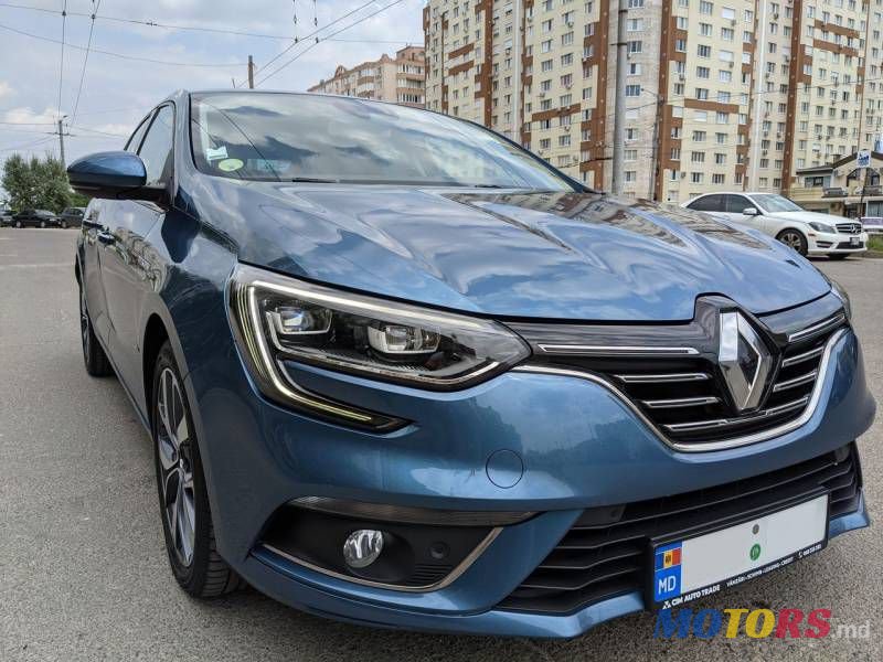 2016' Renault Megane photo #2