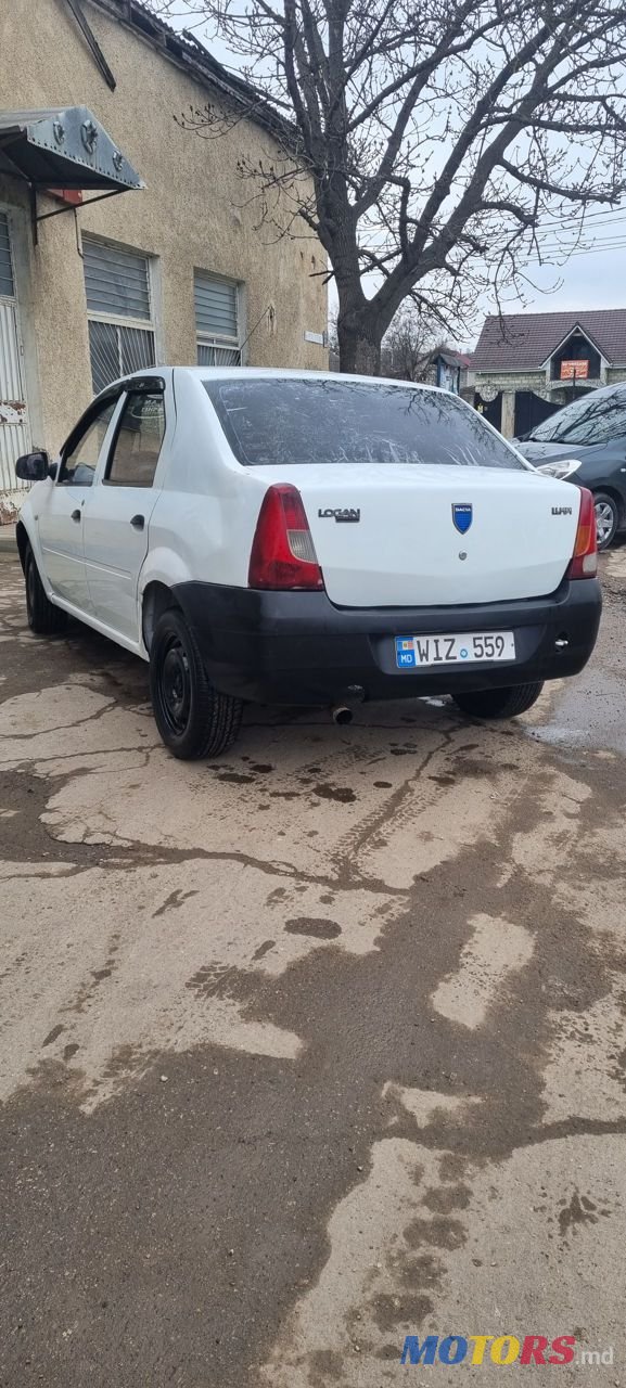 2011' Dacia Logan photo #6