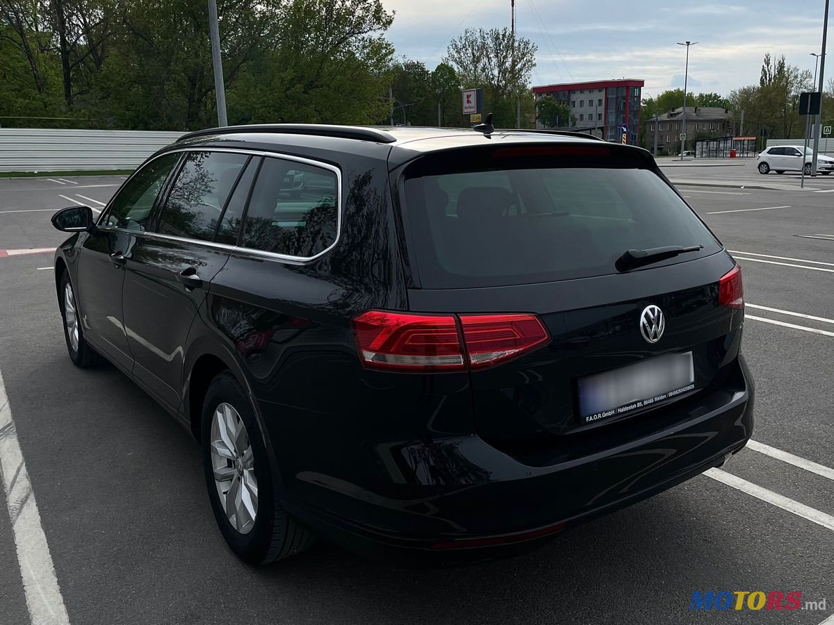 2019' Volkswagen Passat photo #4