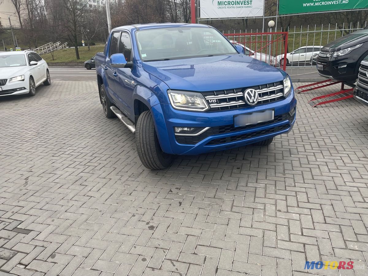 2018' Volkswagen Amarok photo #2