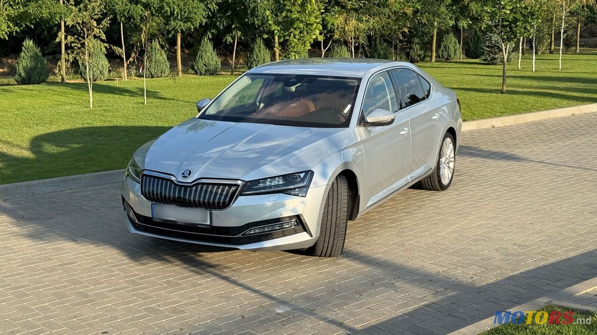 2023' Skoda Superb photo #2