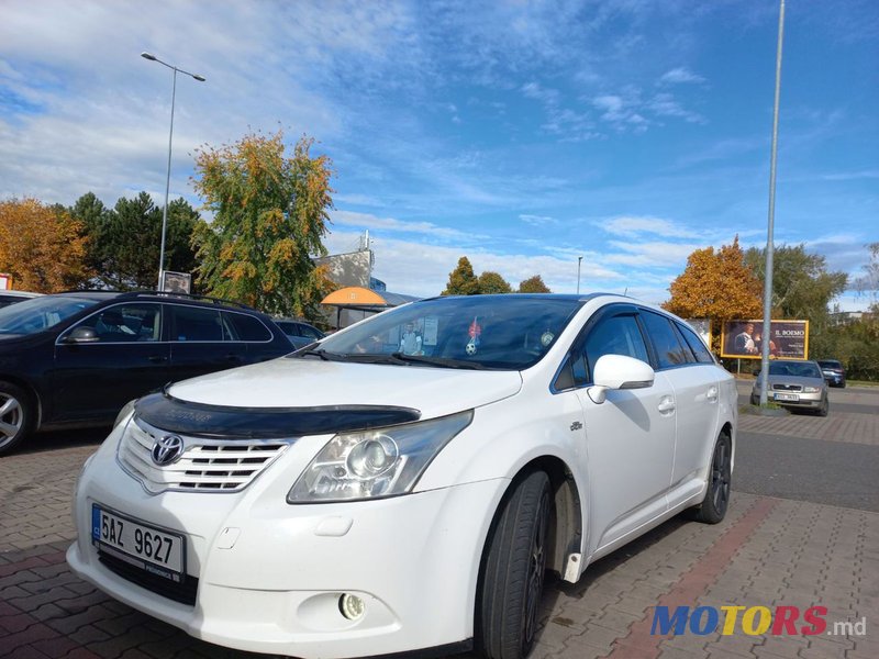 2010' Toyota Avensis photo #2