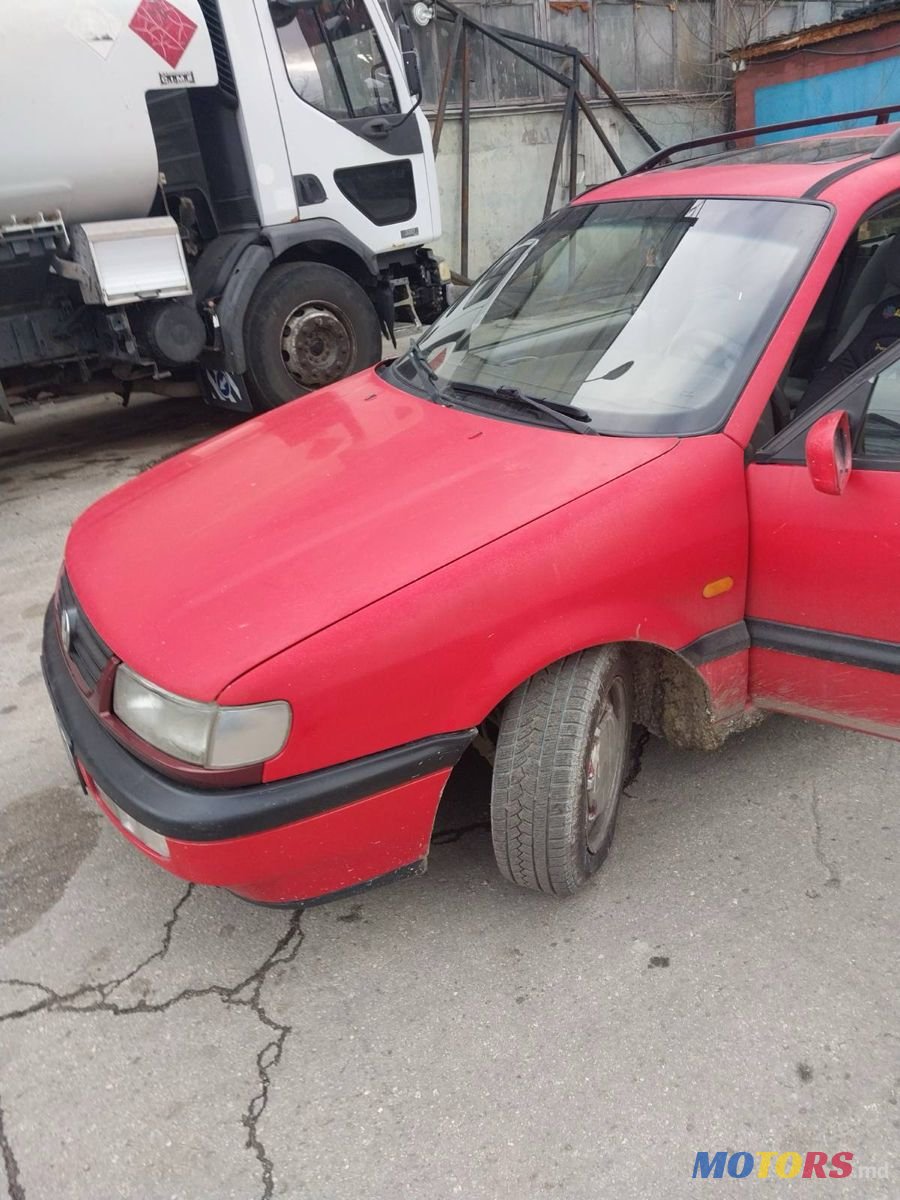 1996' Volkswagen Passat photo #1