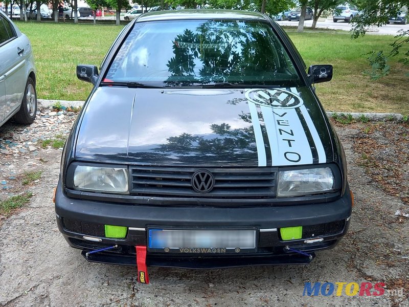 1993' Volkswagen Vento photo #1