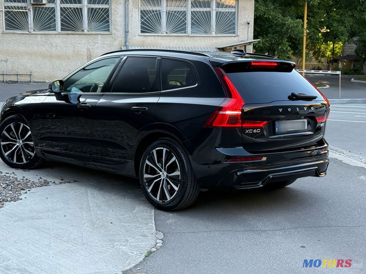2022' Volvo XC60 photo #2