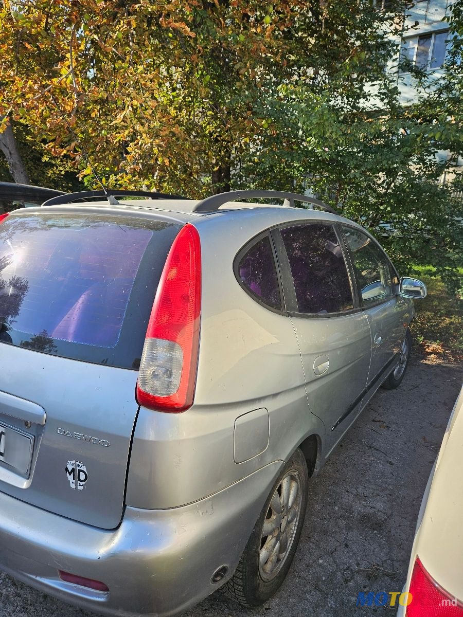 2001' Chevrolet Tacuma photo #2