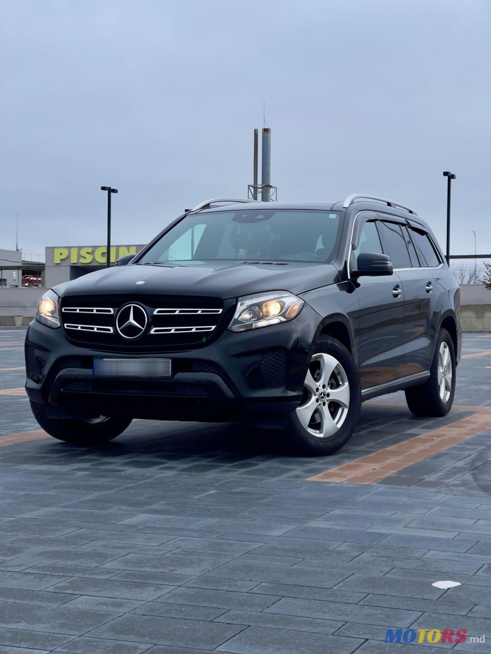 2017' Mercedes-Benz Gls-Class photo #3