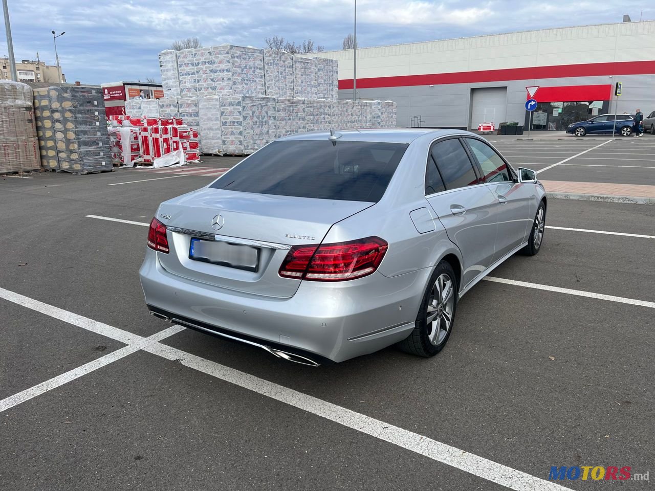 2015' Mercedes-Benz E Класс photo #4