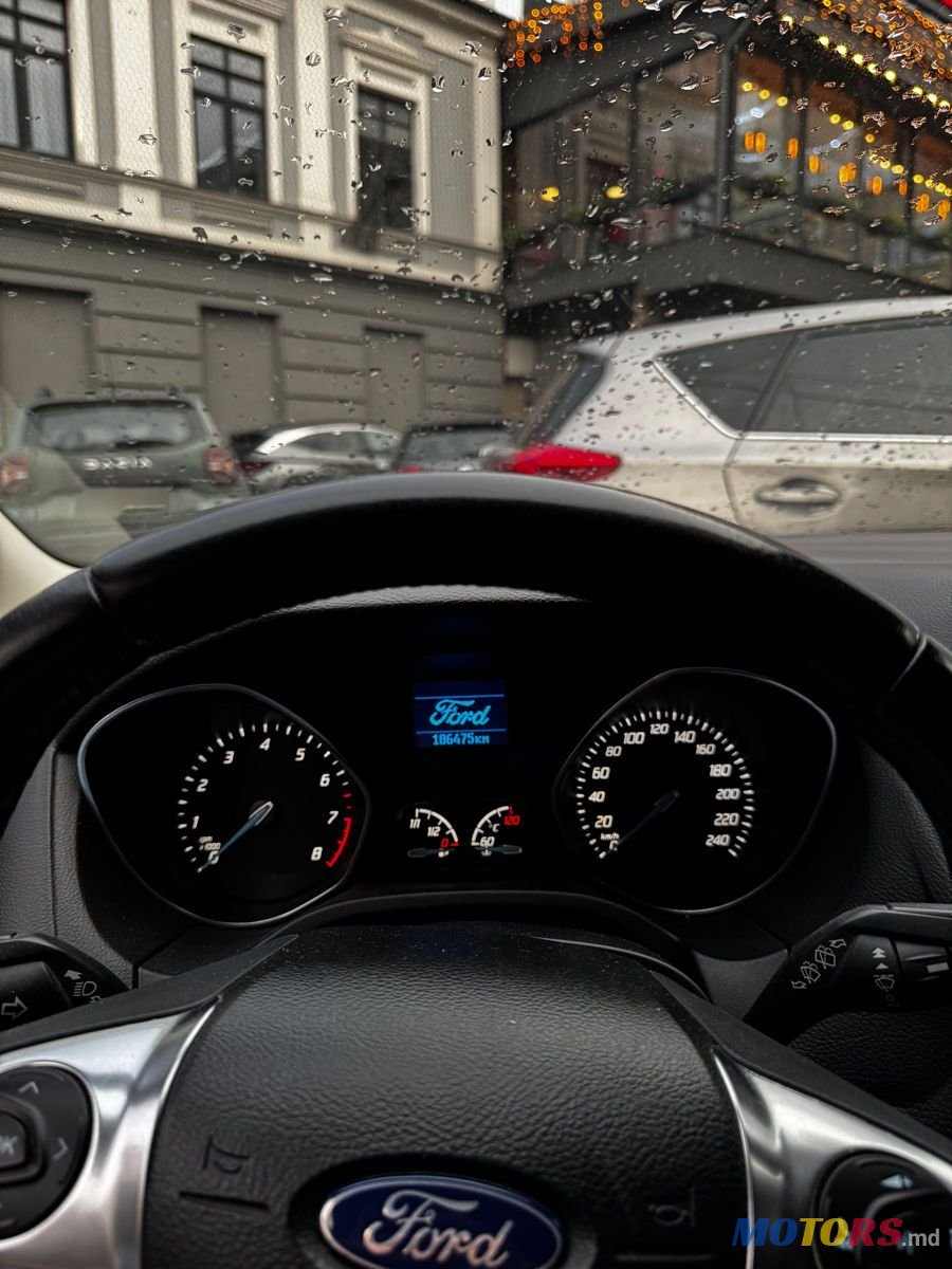 2014' Ford Focus photo #2