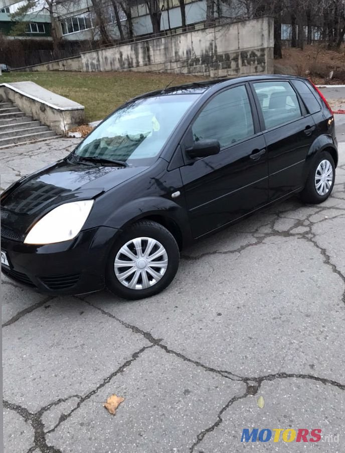 2002' Ford Fiesta photo #1