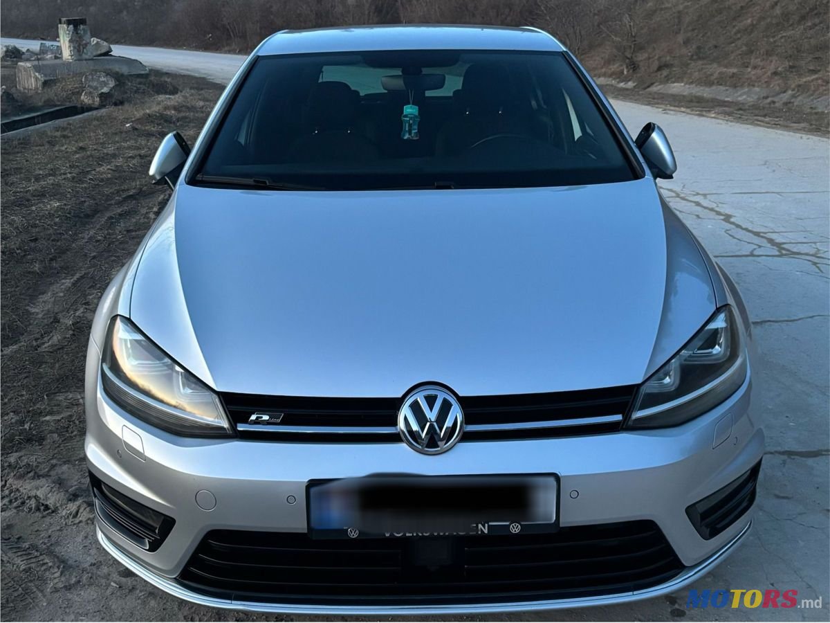 2016' Volkswagen Golf photo #3