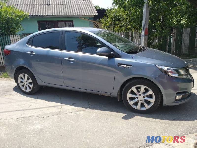 2015' Kia Rio photo #1