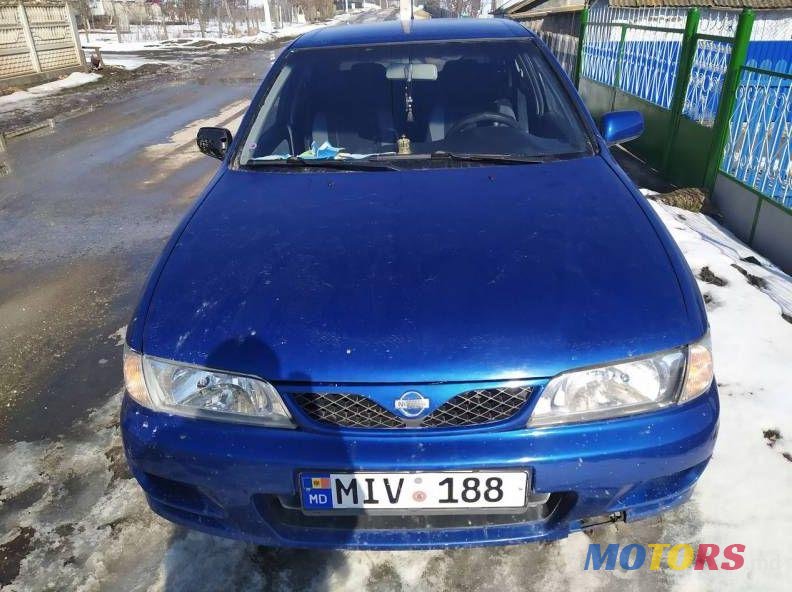 1999' Nissan Almera photo #2